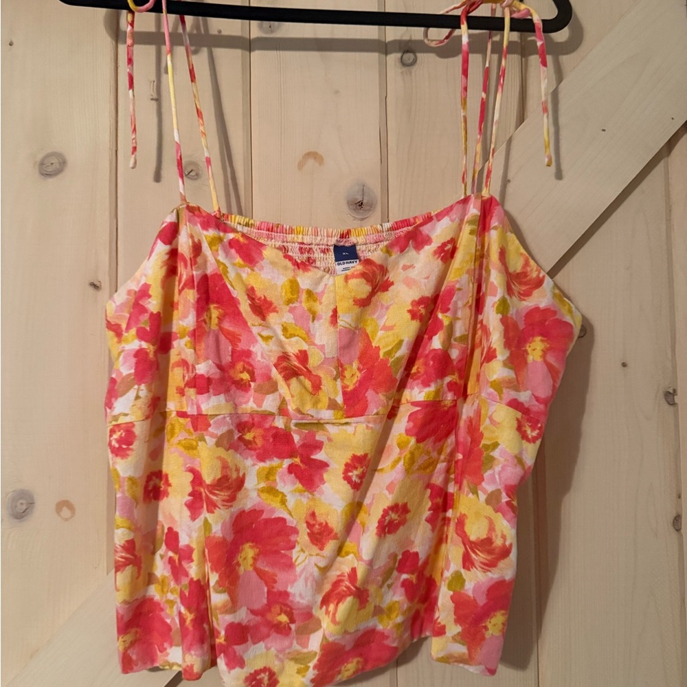 Old Navy Floral Pink and Yellow Women's Top Size XL